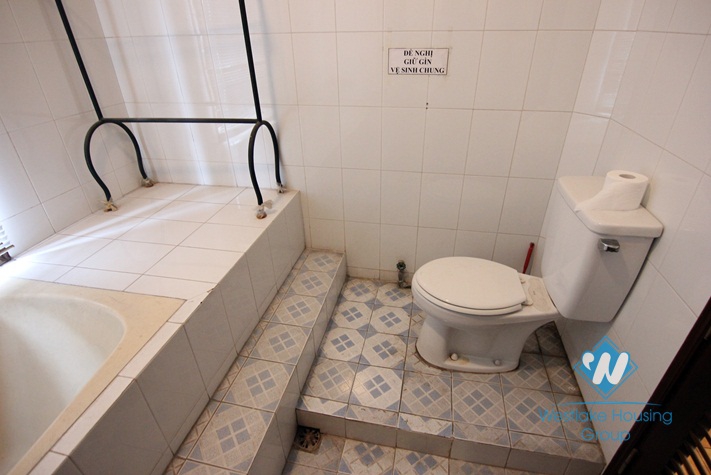 Nice and cozy house in Westlake area 